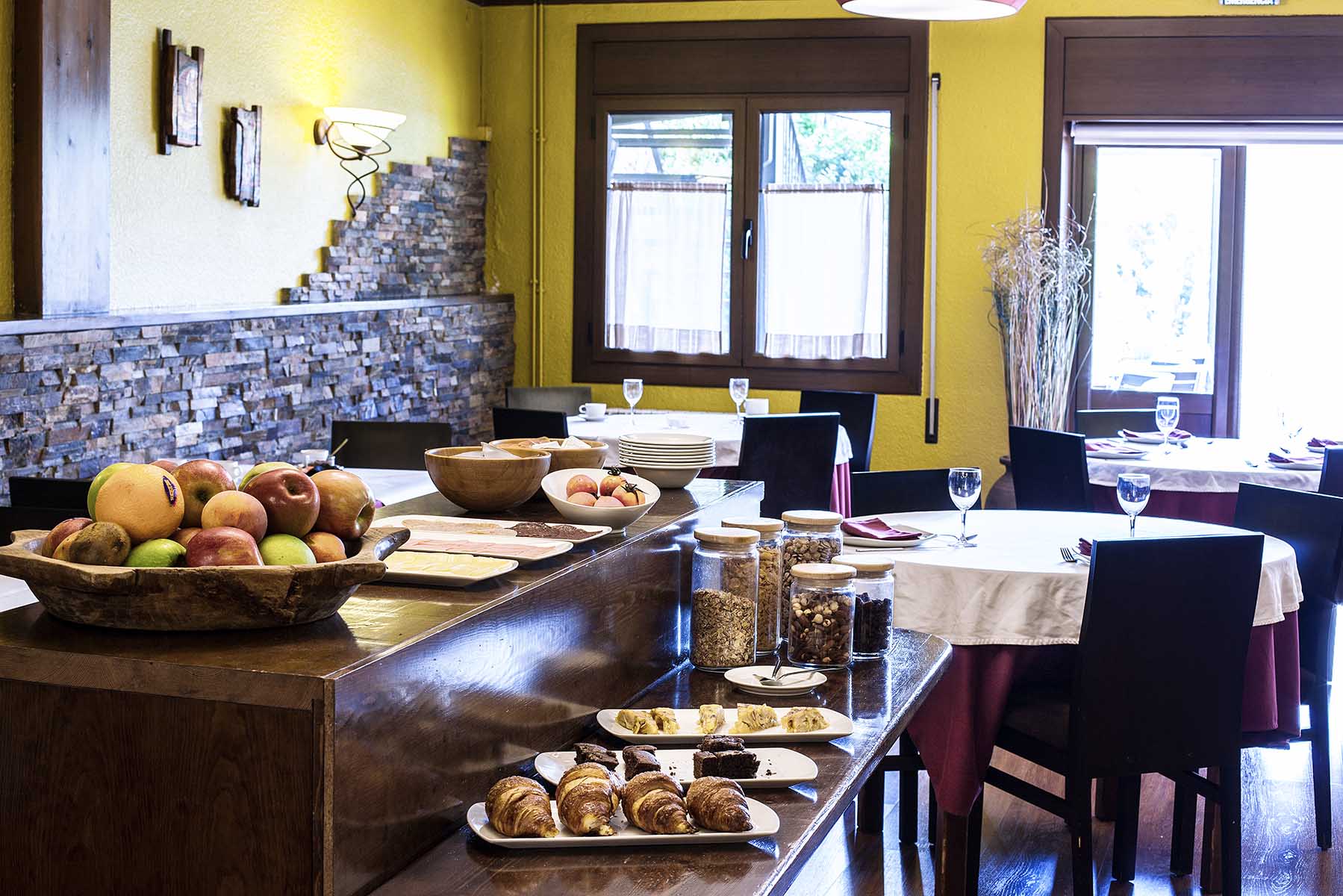 // Esmorzar BUFFET // //Cafeteria a la Carta //